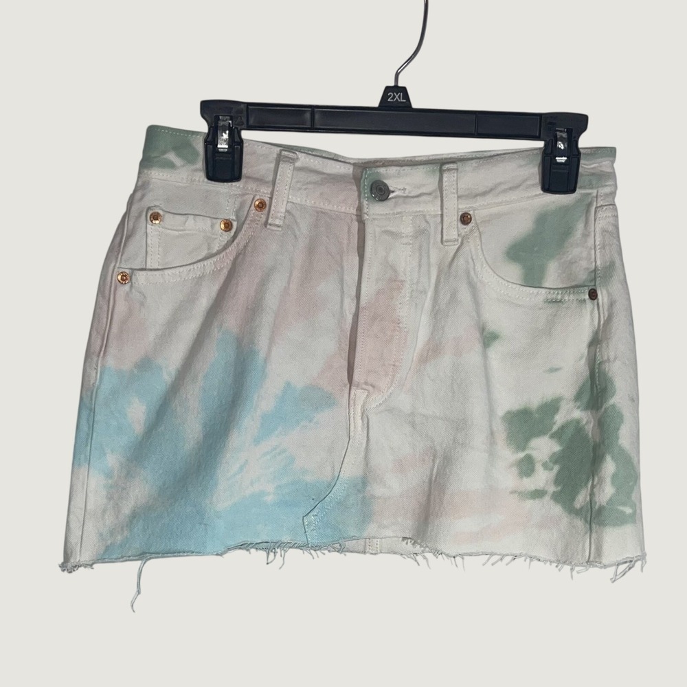 Levis Premium Denim Mini Skirt Womens 29 Pastel Tie Dye Raw Hem Size Button Fly